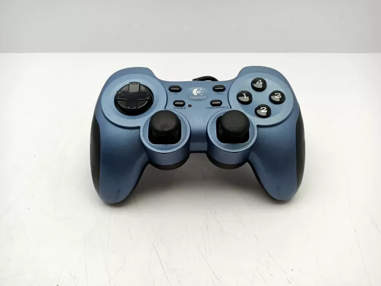 PAD PRZEWODOWY LOGITECH RUMBLEPAD 2 PC VIBRATION FEEDBACK