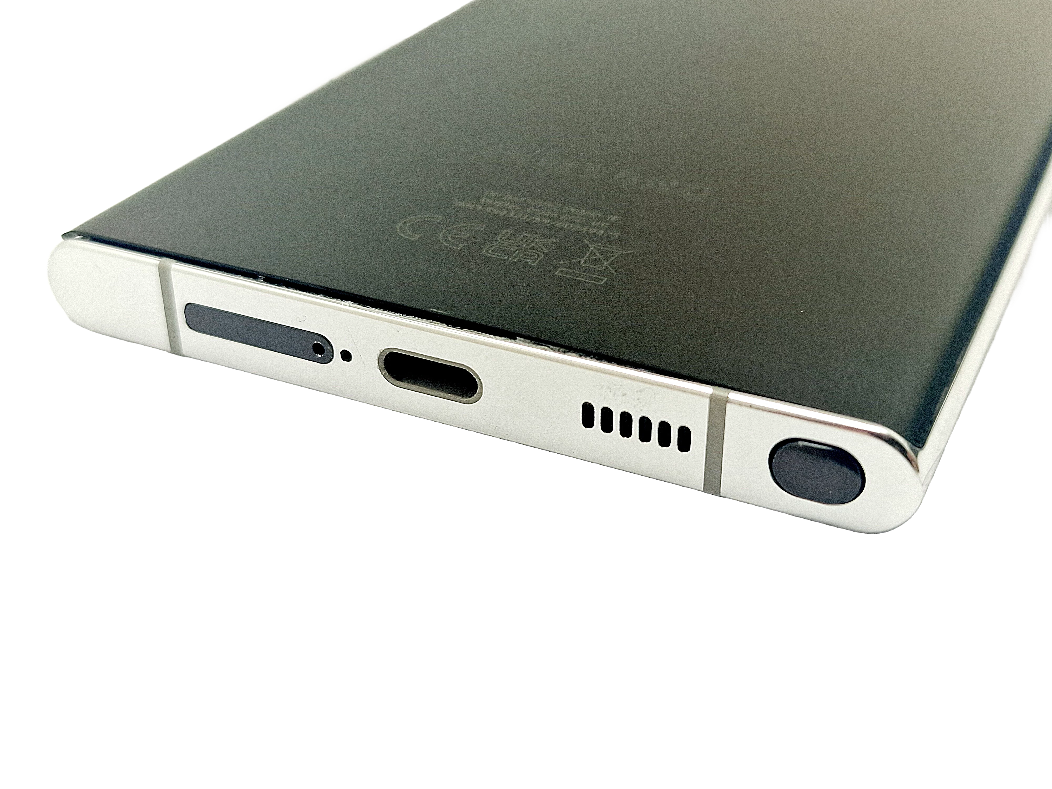 telefon-samsung-s22-ultra-256gb-opis-przekatna-ekranu-680