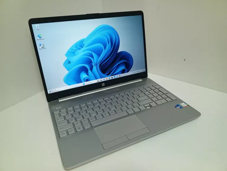 LAPTOP HP 15-DW3113NW I5/ 8 GB / 512 GB