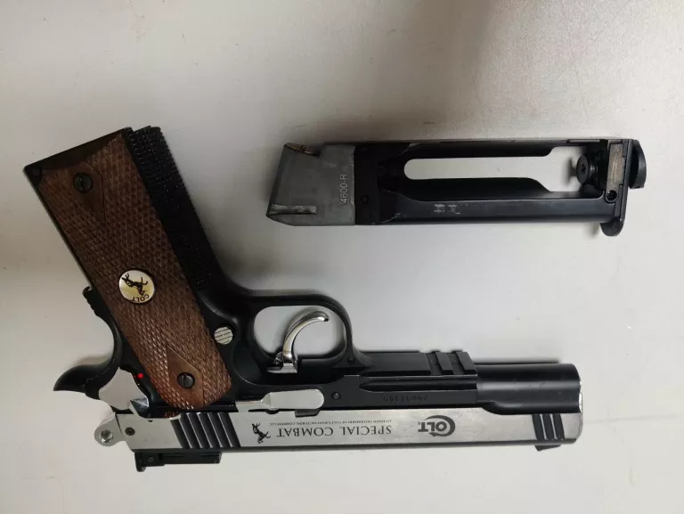 WIATRÓWKA COLT SPECIAL COMBAT 1911