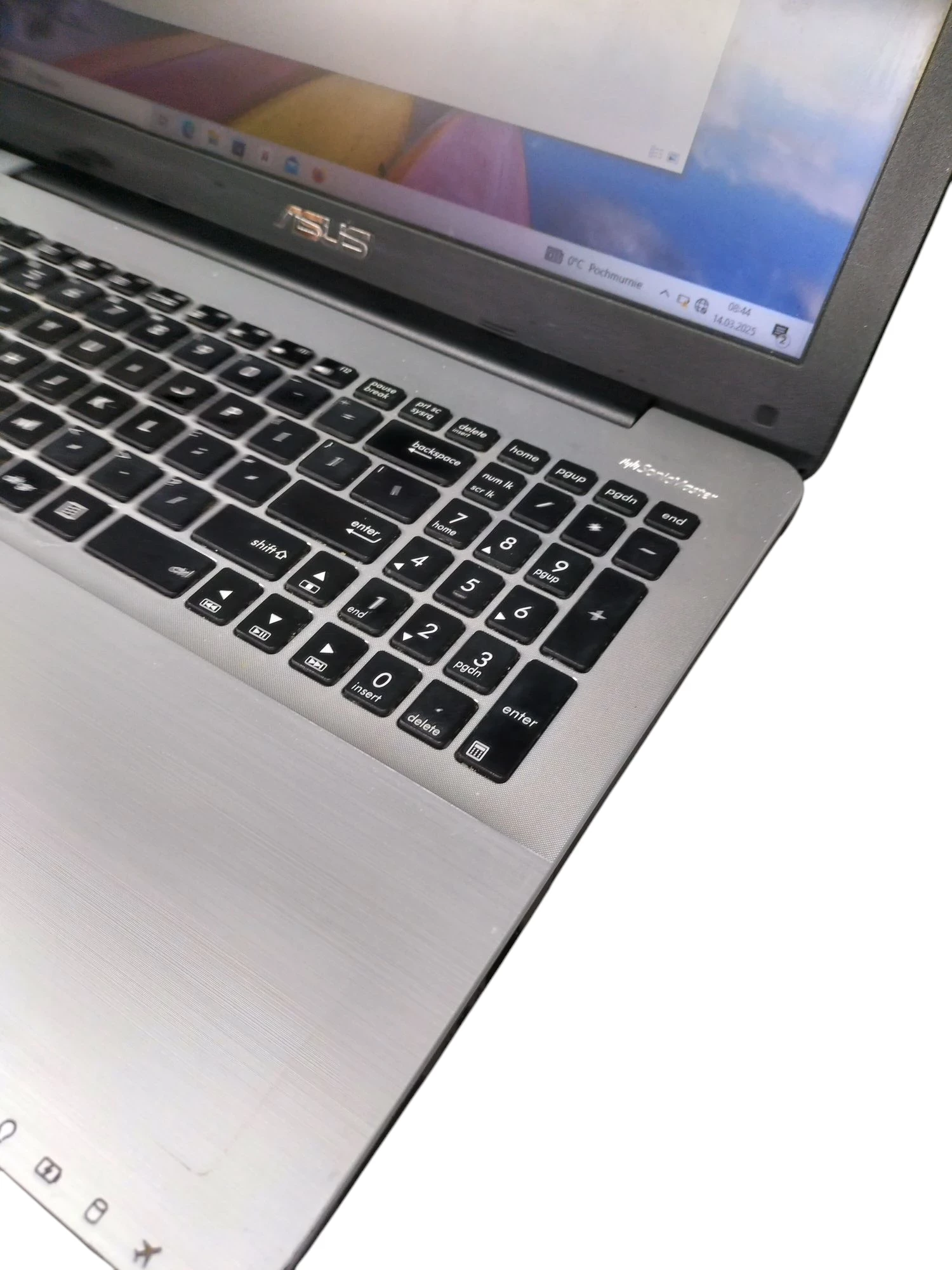 laptop-asus-r556l-liczba-rdzeni-procesora-4329-3