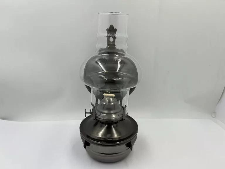 LAMPA NAFTOWA