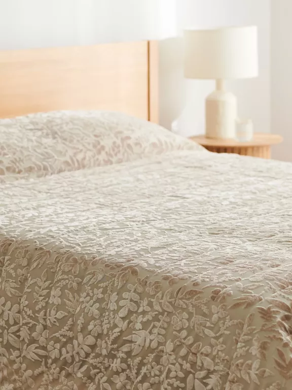 narzuta-sinsay-180x220-liscie-sikorskiego-14-sj-gorzow-wlkp