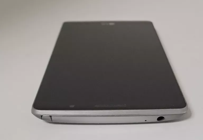 TELEFON LG G4 STYLUS H635 SREBRNY
