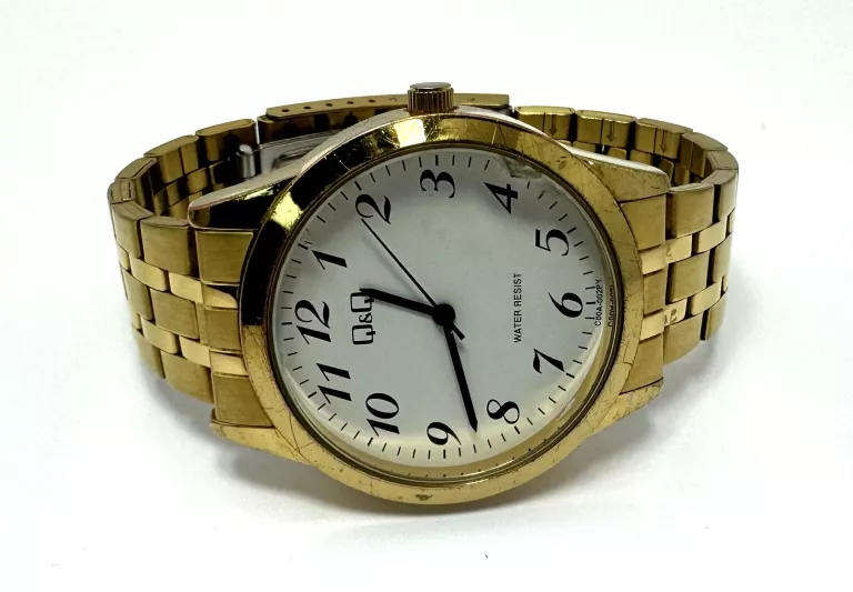 ZEGAREK Q&Q
