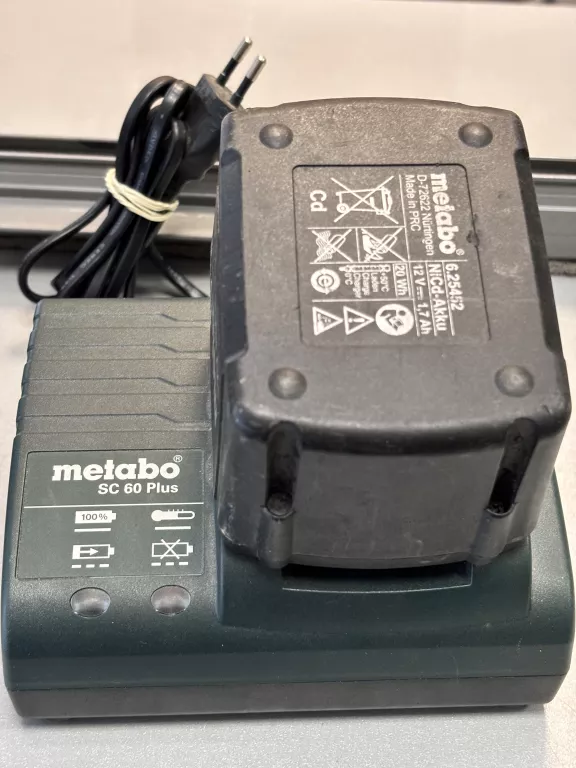 WKRĘTARKA METABO BS 12 NICD-POWER ŁAD 2XAKU