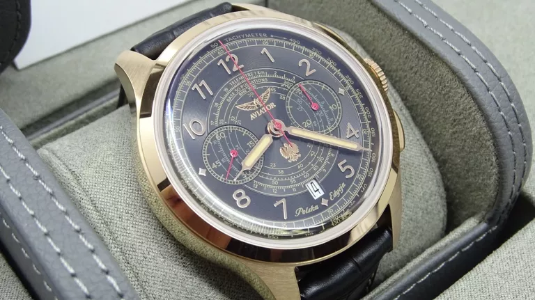 ZEGAREK AVIATOR POLSKA EDYCJA LIMITOWANY ZŁOTY V.4.40.2.353.4 PL HERITAGE