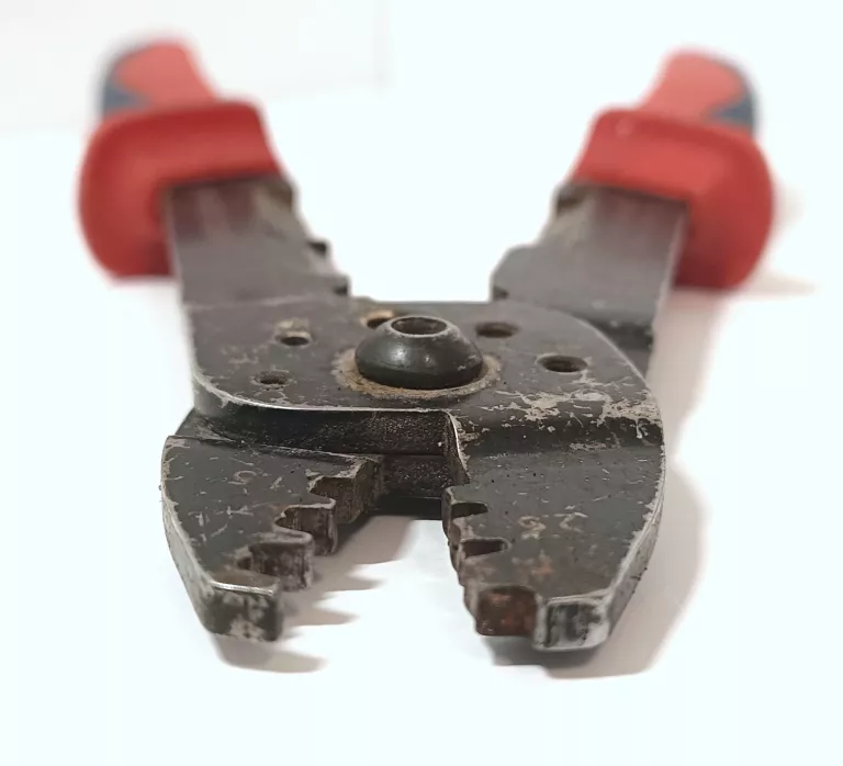 szczypce-do-zgniatania-knipex-stan-11323-2