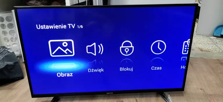 TELEWIZOR MANTA 40LFA48L + PILOT