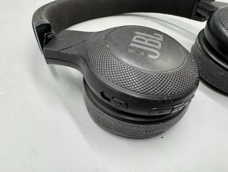JBL E45BT BEZPRZEWODOWE SŁUCHAWKI NAUSZNE
