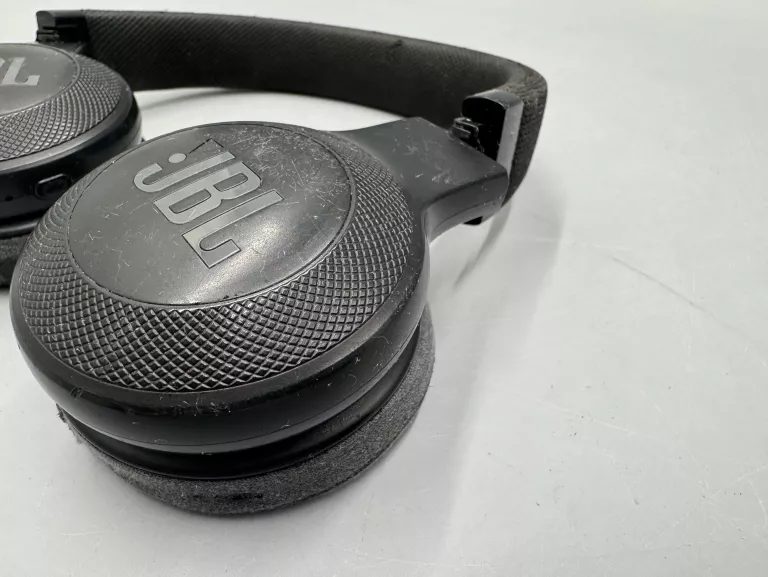 JBL E45BT BEZPRZEWODOWE SŁUCHAWKI NAUSZNE