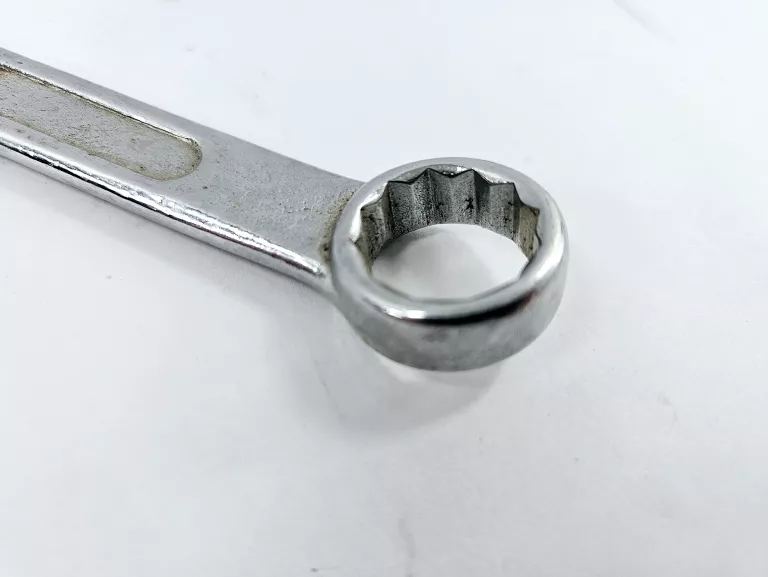 klucz-plaski-klucze-plasko-oczkowy-drop-forged-17-rodzaj-klucza-15792-5