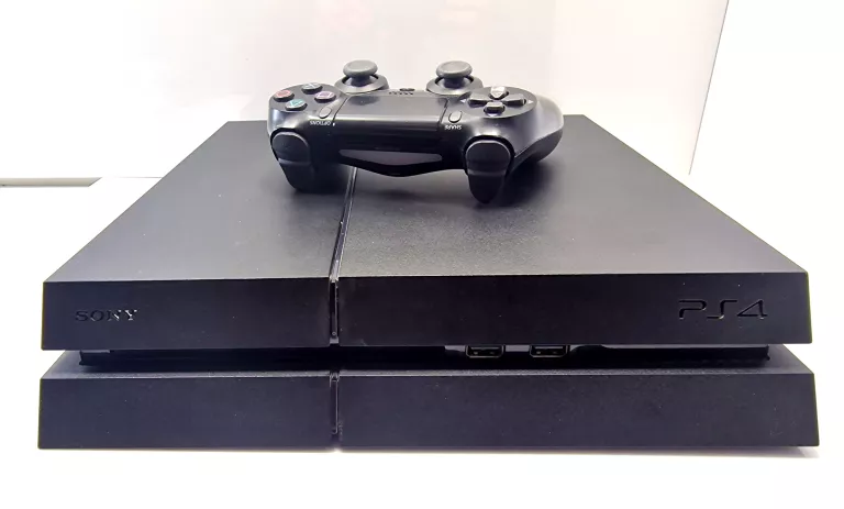 KONSOLA PS4 SLIM 1TB<1 PAD>