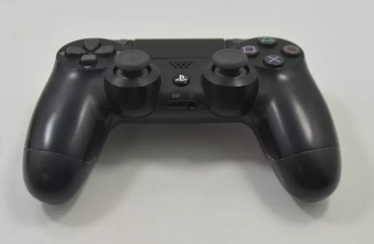 KONSOLA SONY PS4 CUH-1216A 500 GB + PAD + KABEL