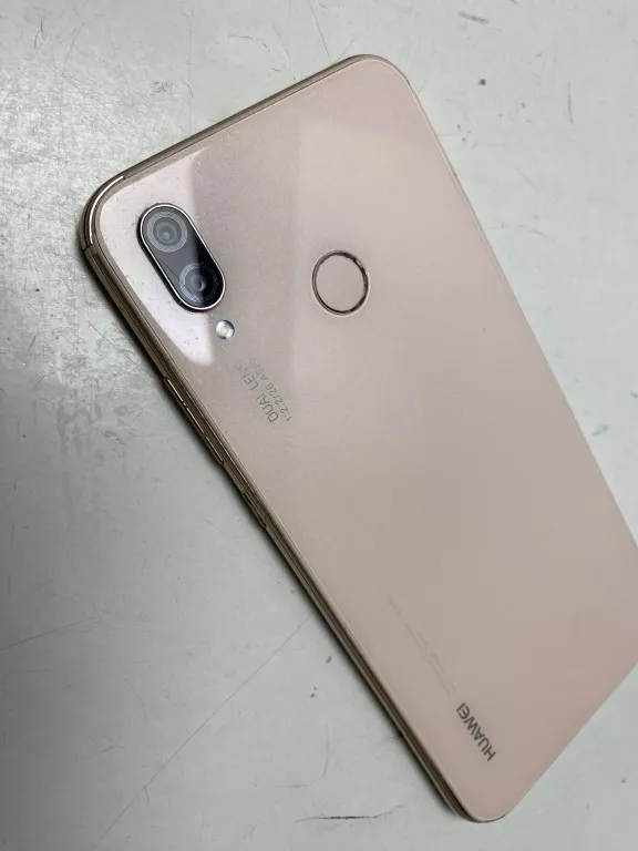 TELEFON HUAWEI P20 LITE OPIS