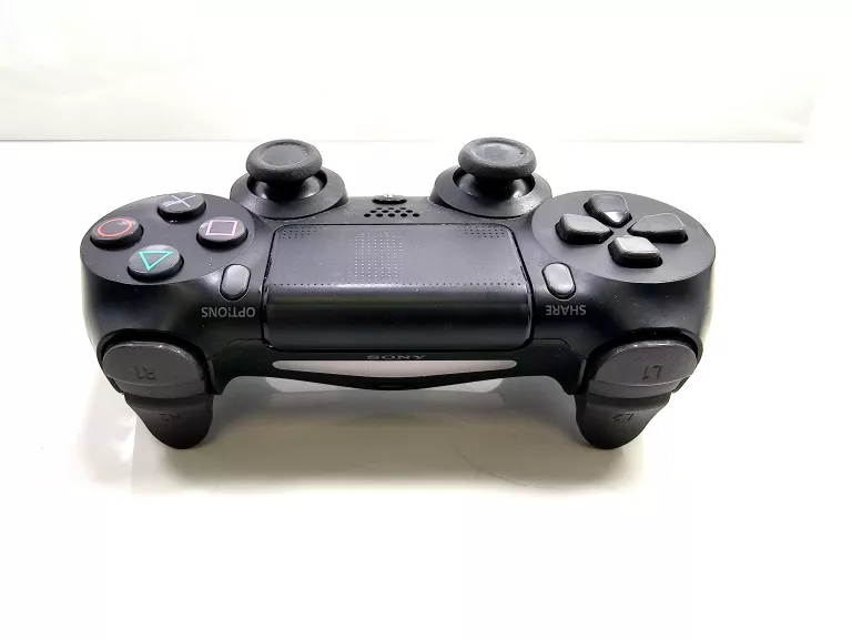 KONSOLA PS4 500GB 2PAD