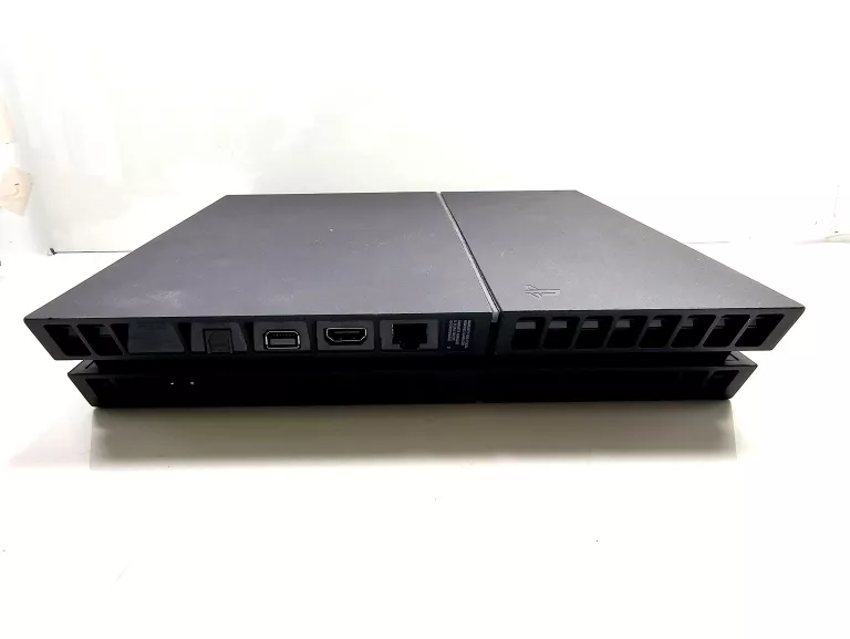 KONSOLA PS4 500GB 2PAD