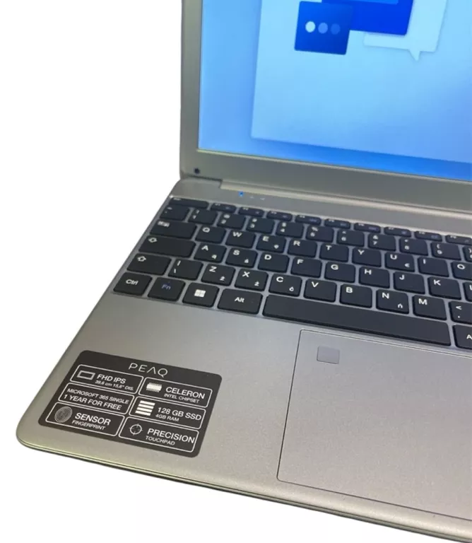 LAPTOP PEAQ C151V 4 ZESTAW