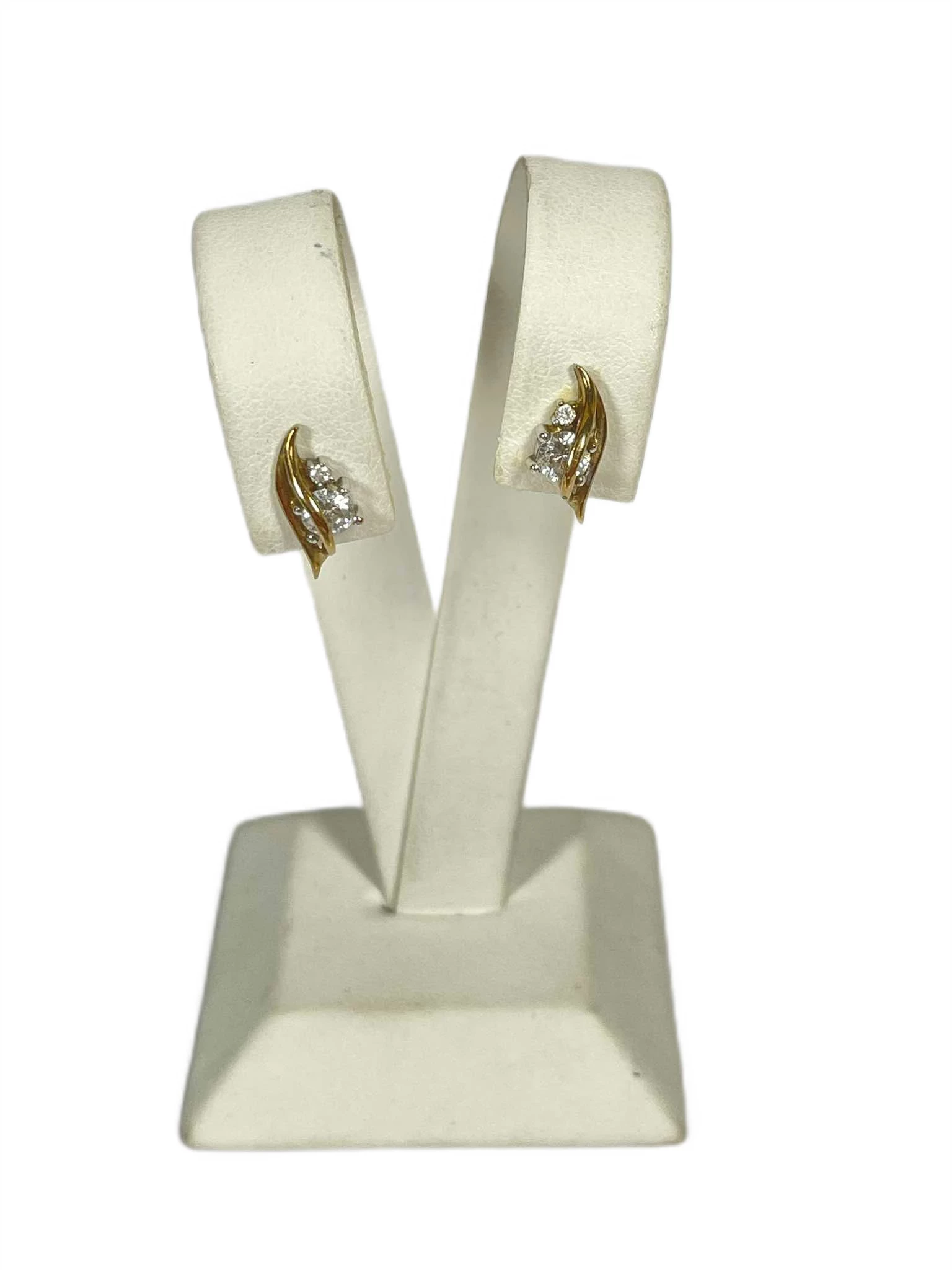 zlote-kolczyki-cyrkonia-sztyft-333-158g-stan-11323-2