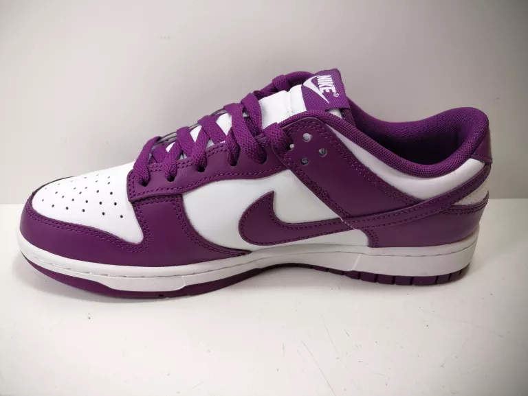 BUTY NIKE DV0833-107