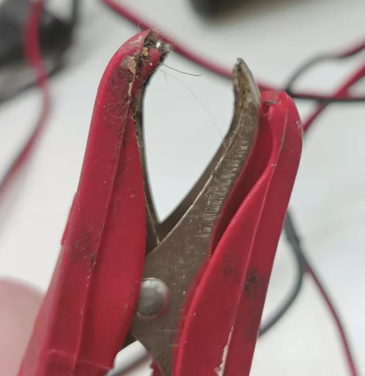 prostownik-carcommerce-hb-1204-gs-12v-4a-stan-11323-2