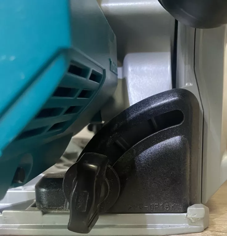 ZAGŁEBIARKA AKUMULATOROWA MAKITA DSP600