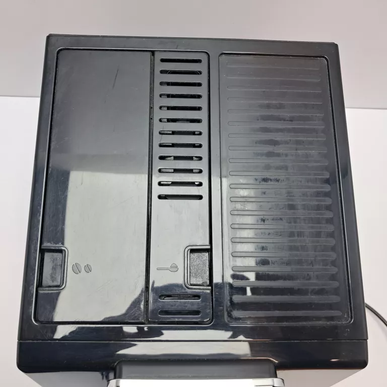 AUTOMATYCZNY EKSPRES CIŚNIENIOWY DELONGHI PERFECTA EVO