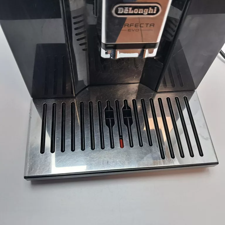 AUTOMATYCZNY EKSPRES CIŚNIENIOWY DELONGHI PERFECTA EVO