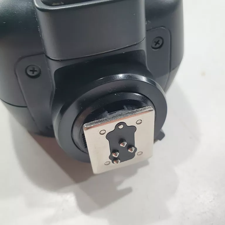 LAMPA BŁYSKOWA GODOX V1 PRO STOPKA FUJI