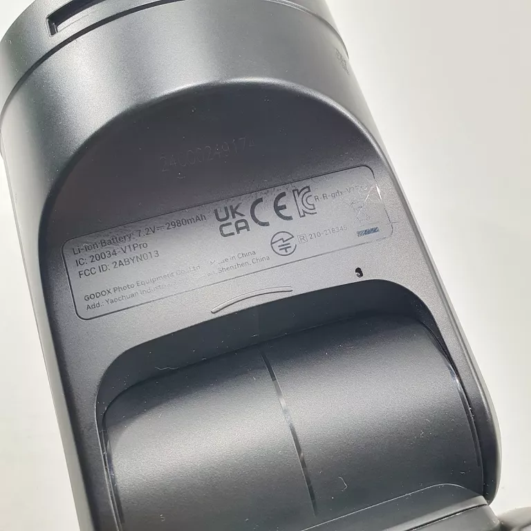 LAMPA BŁYSKOWA GODOX V1 PRO STOPKA FUJI