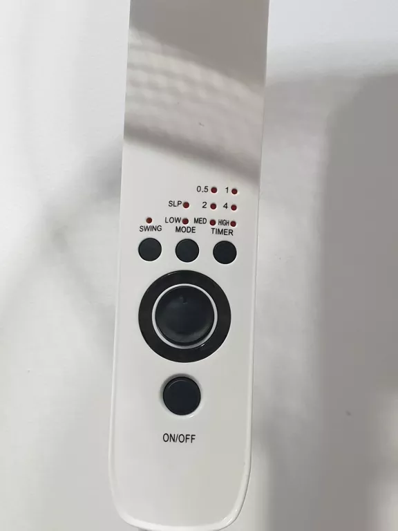 WENTYLATOR STOJĄCY Z PILOTEM HOFFEN HO-00012 45 W WIATRAK PODŁOGOWY