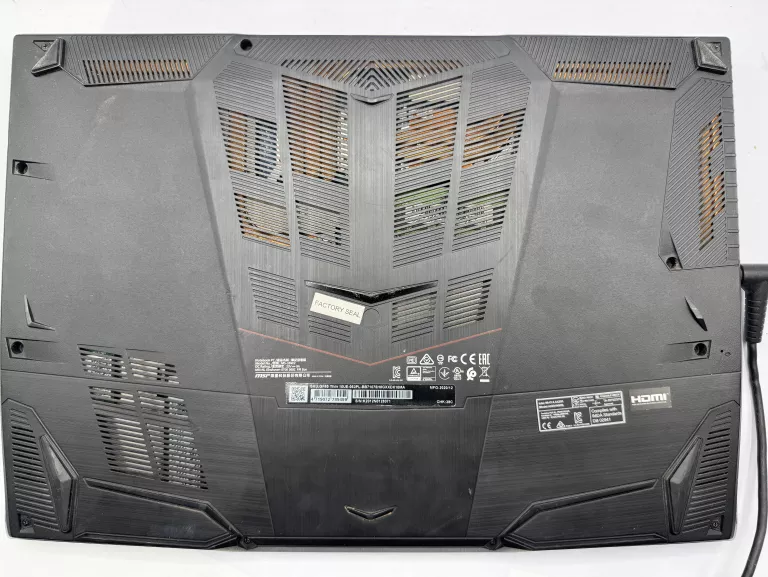 LAPTOP MSI GF65 THIN 15,6 " INTEL CORE I5 16 GB / 512 GB