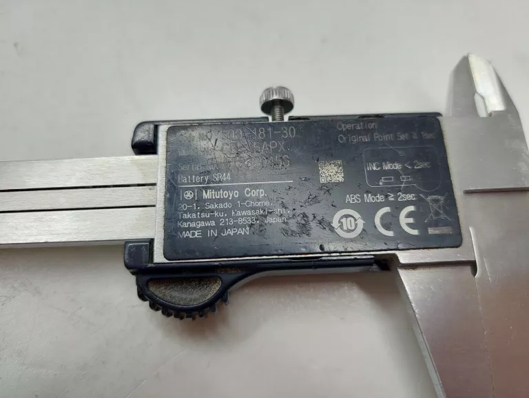 1-suwmiarka-elektroniczna-mitutoyo-cd-15apx-150mm-maksymalny-zakres-pomiaru-15000