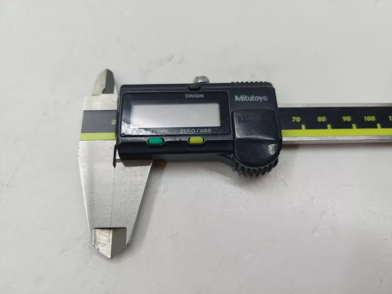 1-suwmiarka-elektroniczna-mitutoyo-cd-15apx-150mm-ean-gtin-4006515485819