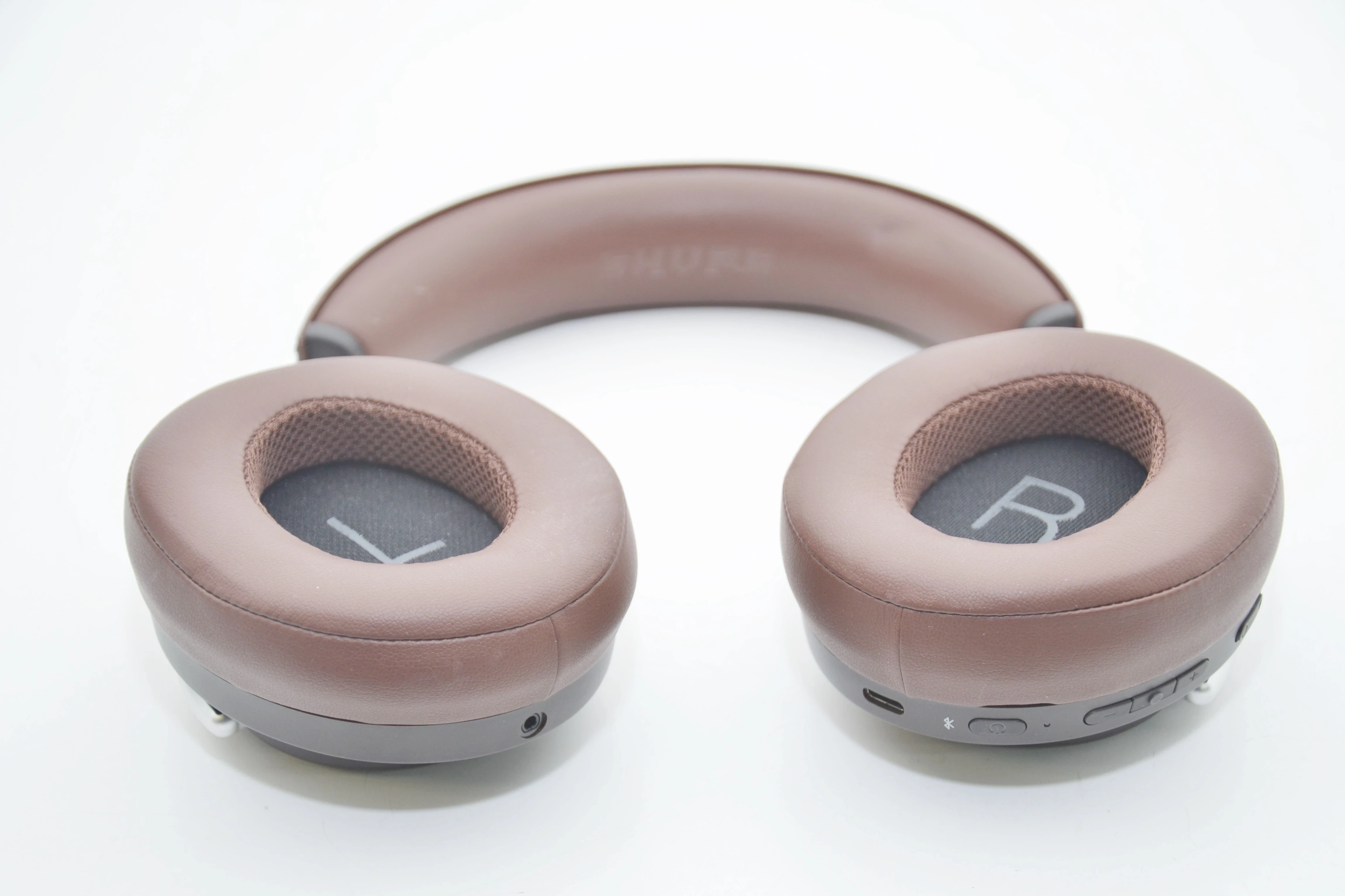 sluchawki-nauszne-bt-shure-aonic-anc-transmisja-sygnalu-203713-217785