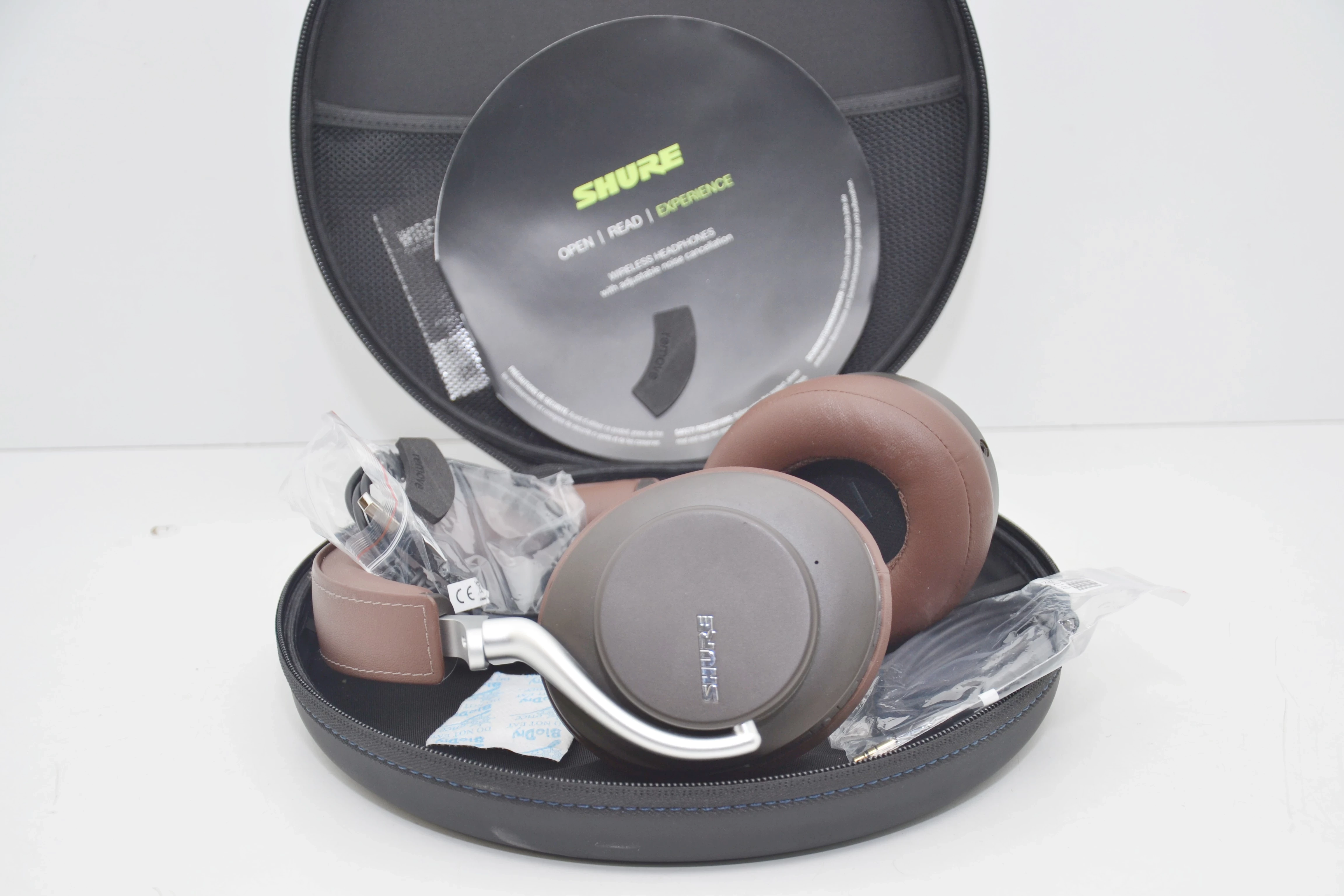 sluchawki-nauszne-bt-shure-aonic-anc-marka-248811-1954192