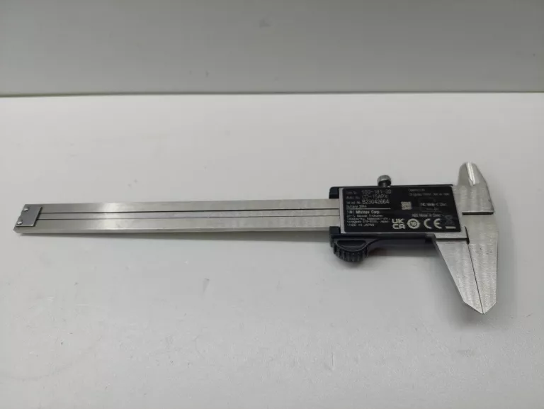 2 SUWMIARKA ELEKTRONICZNA MITUTOYO CD-15APX 150MM
