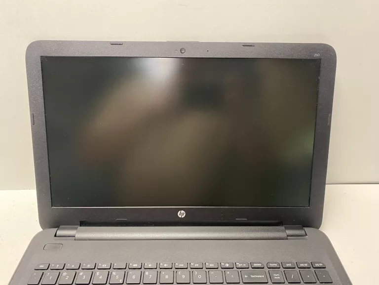 LAPTOP HP CELERON 4/512GB