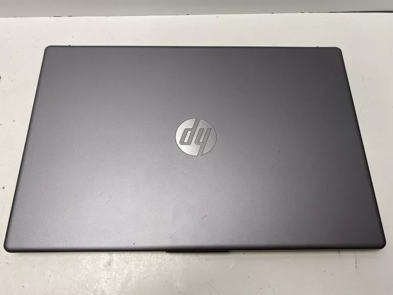 LAPTOP HP 250 G10 N1000 8/512GB