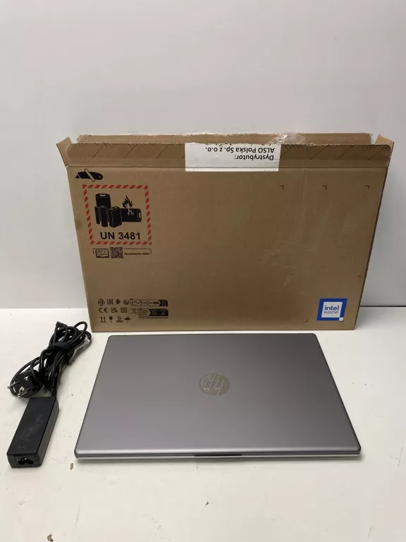 LAPTOP HP 250 G10 N1000 8/512GB