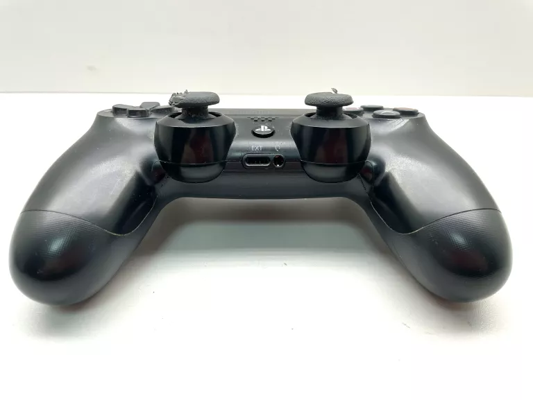 KONSOLA PS4 1TB + GRA FIFA 20 + PAD