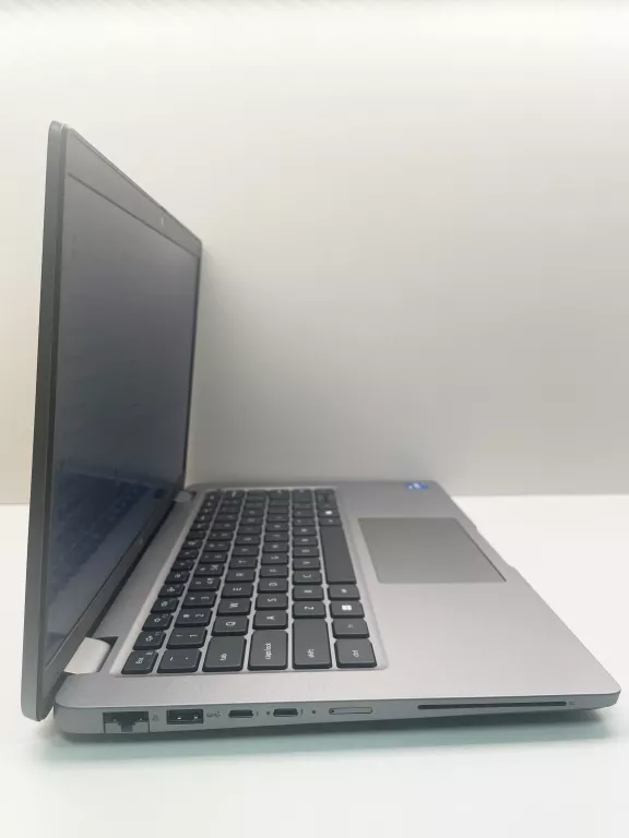 LAPTOP DELL BIZNESOWY LATITUDE 5450 14 " INTEL CORE I5 16 GB / 256 GB