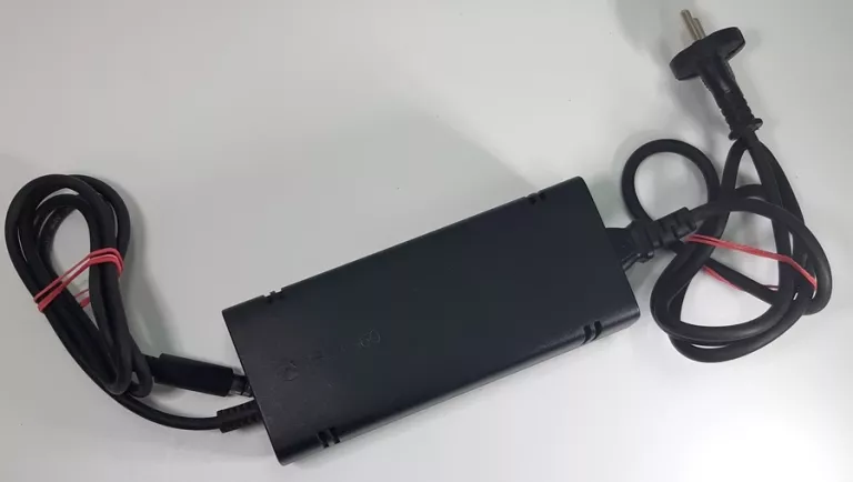 KONSOLA XBOX 360 E 1538