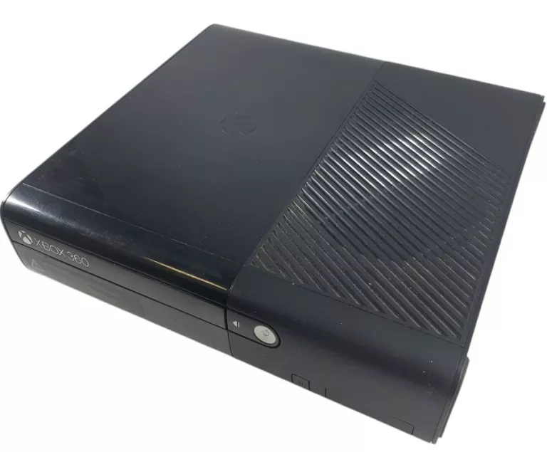 KONSOLA XBOX 360 E 1538