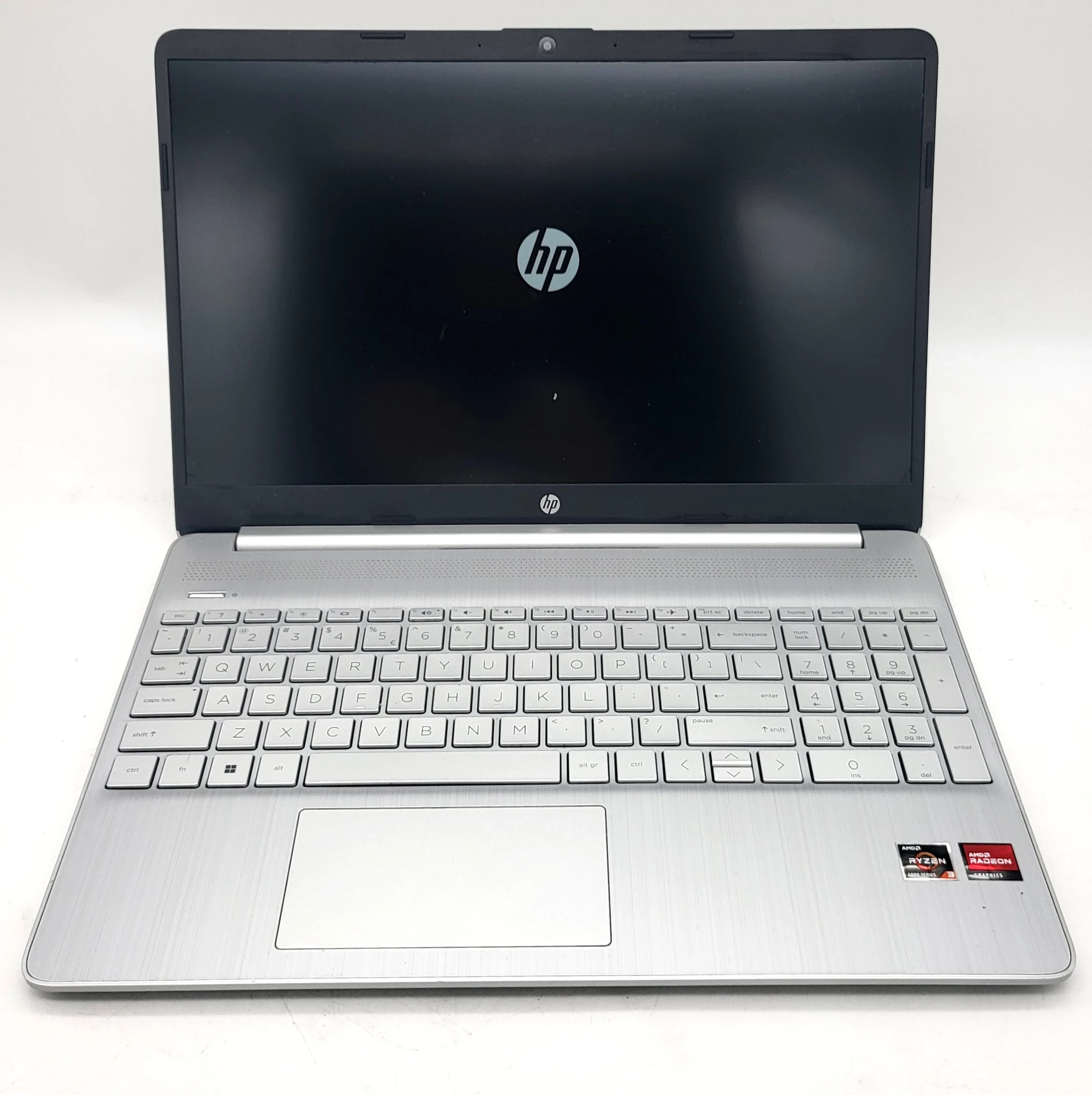 laptop-hp-15s-eq2470nw-ryzen-3-ram-8-gb-ssd-512-gb-srebrny-plac-wolnosci-1-pyrzyce