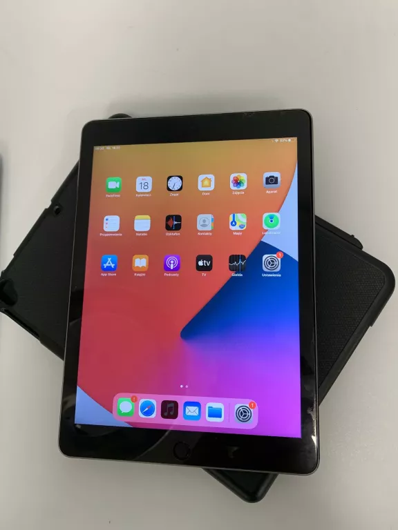 TABLET APPLE IPAD AIR 2 + PRZENOŚNA KLAWIATURA