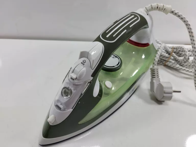 ŻELAZKO LAFE 2200W ZIELONE