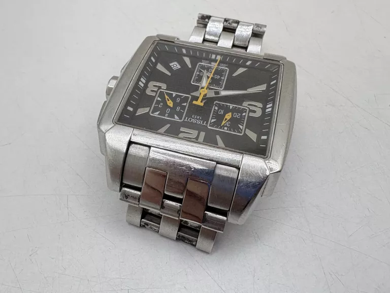 ZEGAREK TISSOT QUADRATO CHRONOGRAPH T005.517A