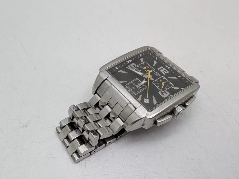ZEGAREK TISSOT QUADRATO CHRONOGRAPH T005.517A