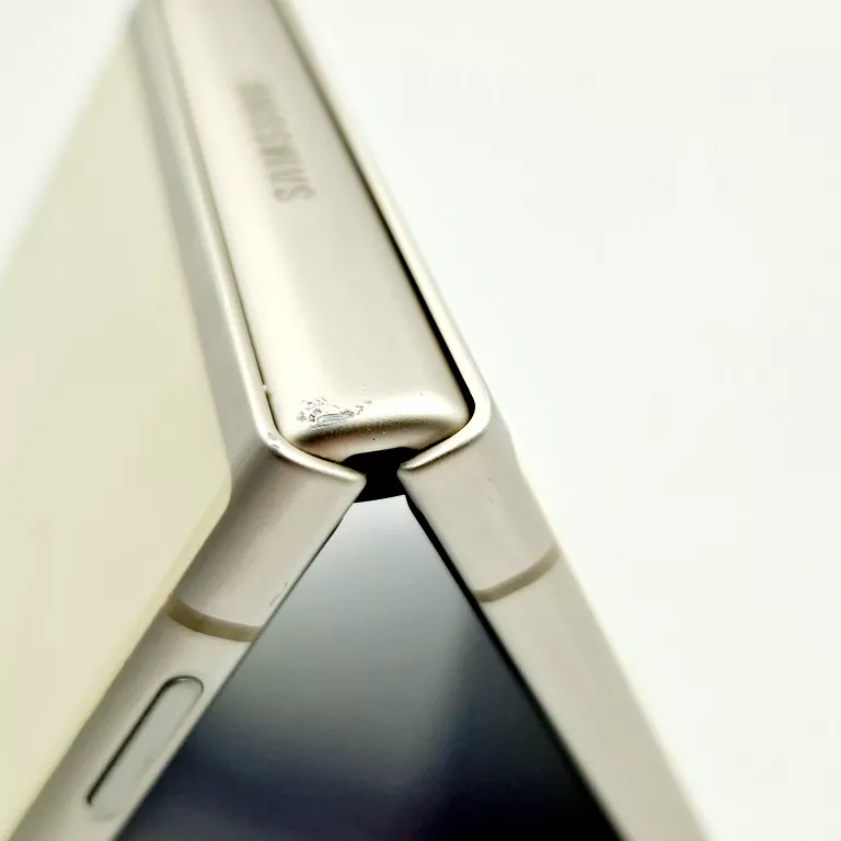 TELEFON SAMSUNG GALAXY Z FLIP 3 BEZ SIM LOCKA 8GB/256GB